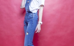 撕烂衣服扒开胸罩揉爆胸